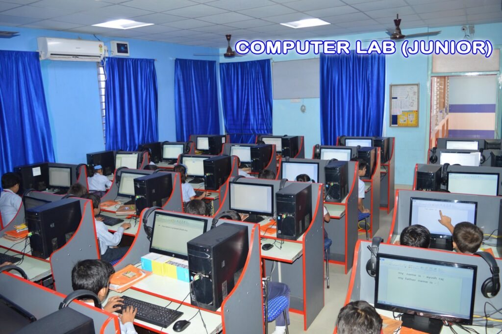 Computer lab of G.D. Mother International School Muzaffarpur