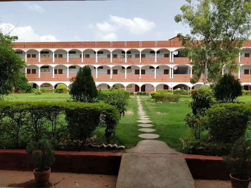 Job for Teachers in Gandhinagar, Gujarat | Hillwoods School Gandhinagar – Hiring PGT, TGT, PRT, Counsellor, and More | Apply Now